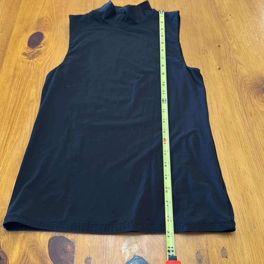 WHBM FORME™ All Ways Stretch Mock Neck Tank - Picture 6 of 13